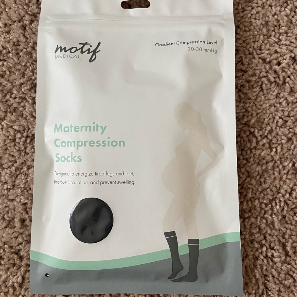 Maternity compression socks 🧦